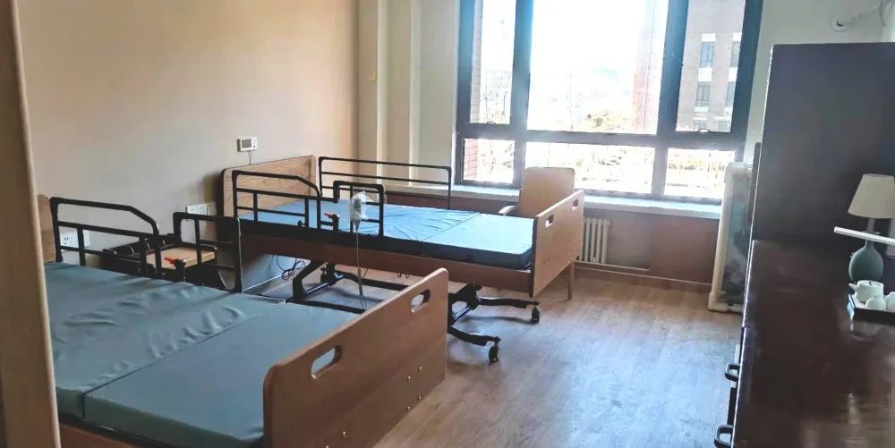 1732172473810645.jpg DmrIs5iOQ4-TOEiyAQRe1w.jpg