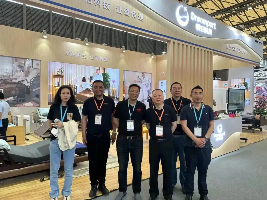 1732690736779704.png 640.webp (14).png